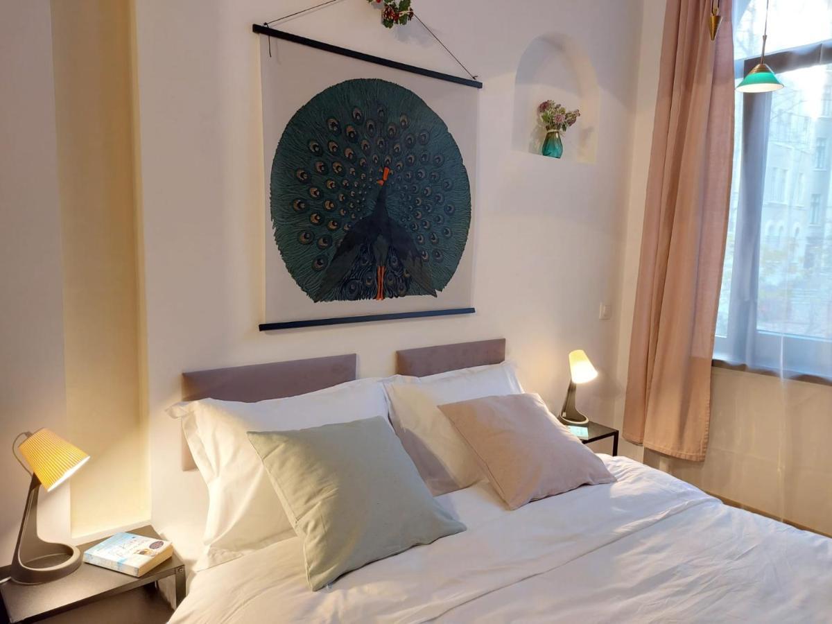 Sweet Dreams Suites Cosy Studio Piata Romana Бухарест Екстер'єр фото